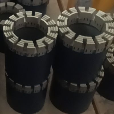 Conchiglie di rivestimento durevoli della serie Q con diamanti sintetici per la perforazione del nucleo del filo