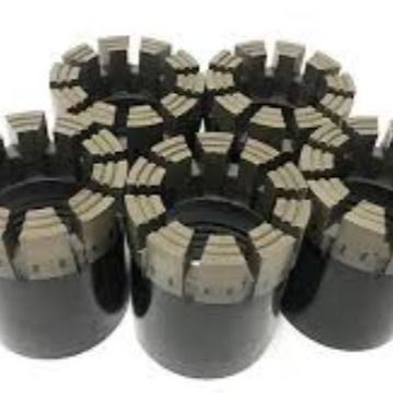 Un buon prezzo. Strumento di trivellazione per la forgiatura di bit di core di diamante con confezione in scatola di cartone in linea