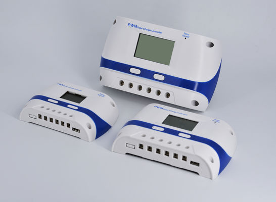 Un buon prezzo. Esposizione LCD solare di With LED del regolatore della tassa PWM MPPT in linea